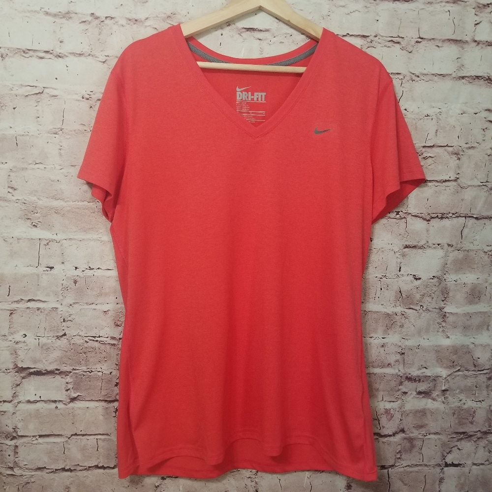 Nike dry fit workout tee